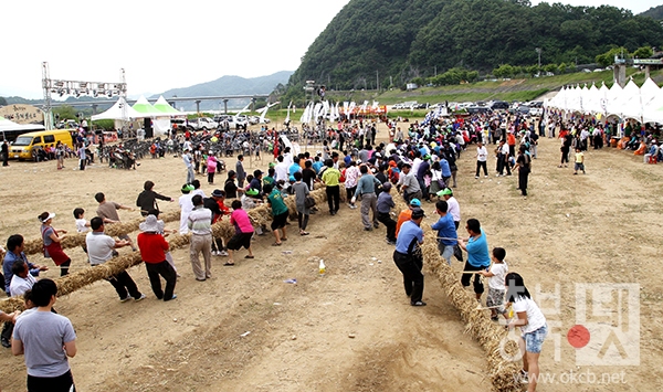 목계별신제(줄다리기).jpg