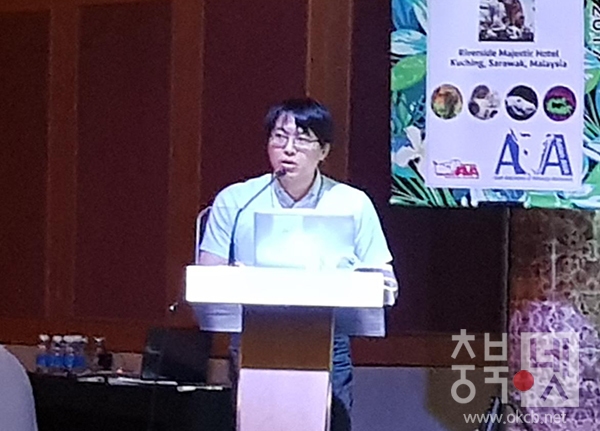 충북대 보도자료 - 수의학과 이종걸씨, ‘아시아수의해부학회’에서 우수발표상 수상.jpg