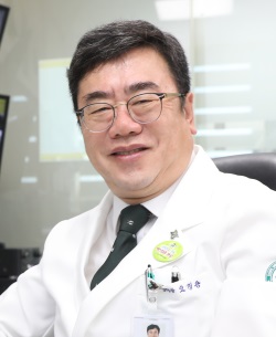 영상 썸네일
